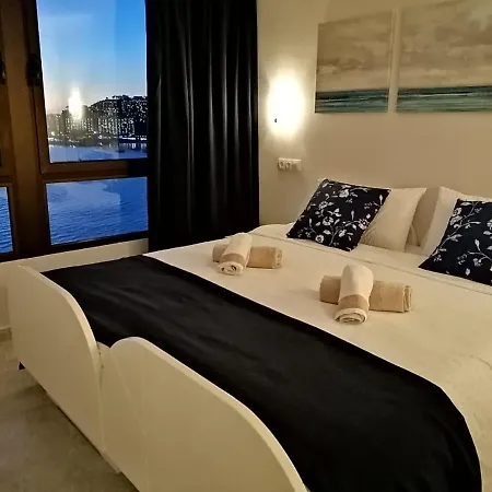 Donana Apartment At First Beachline * Patalavaca
