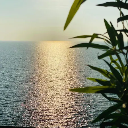 Donana Apartment At First Beachline Patalavaca